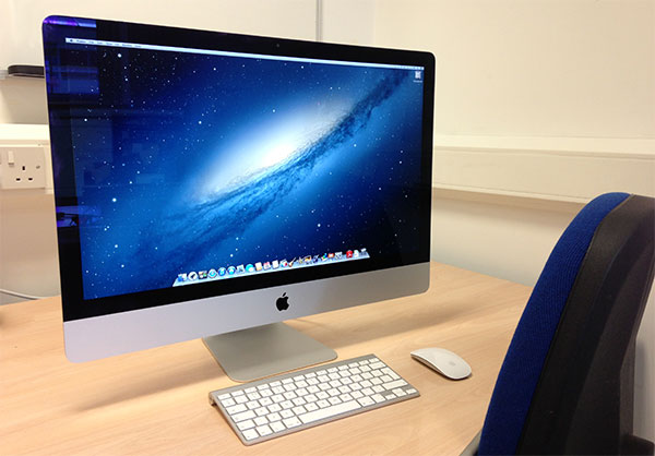 imac on desk