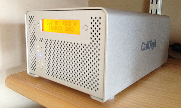 caldigit VR2 front