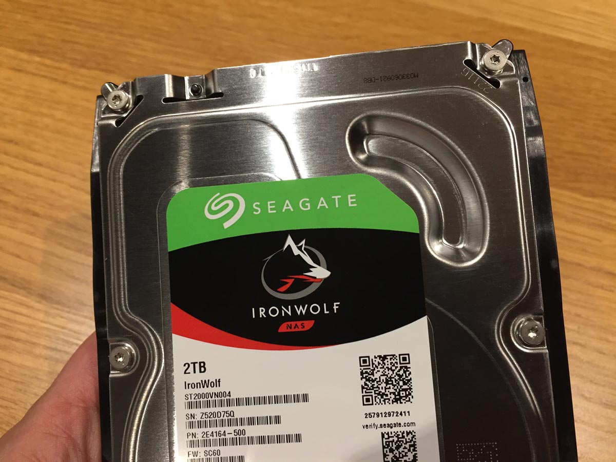 QNAP TVS 682T review 016