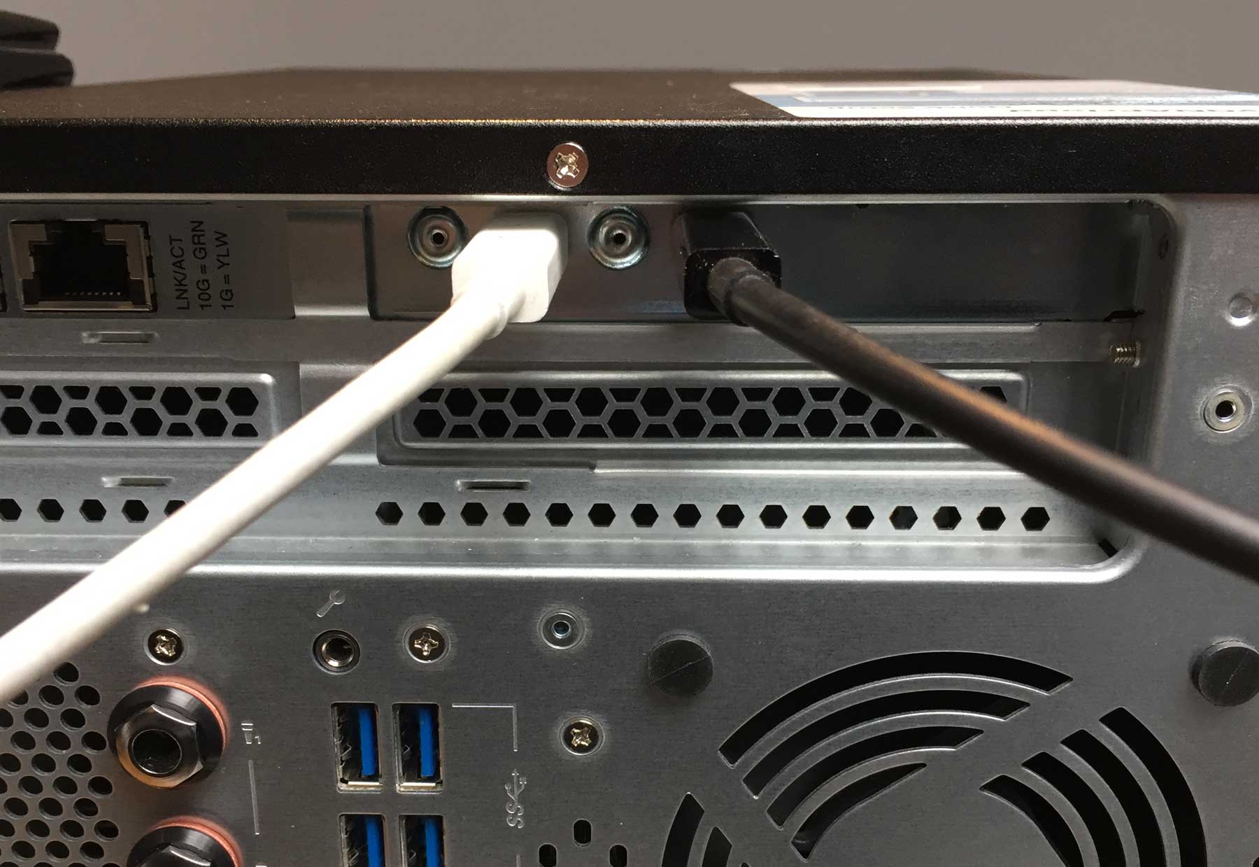 qnap thunderbolt