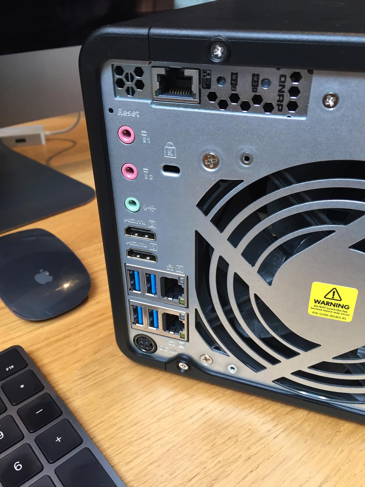 qnap-10gige-ts-453BT3-raid-nas