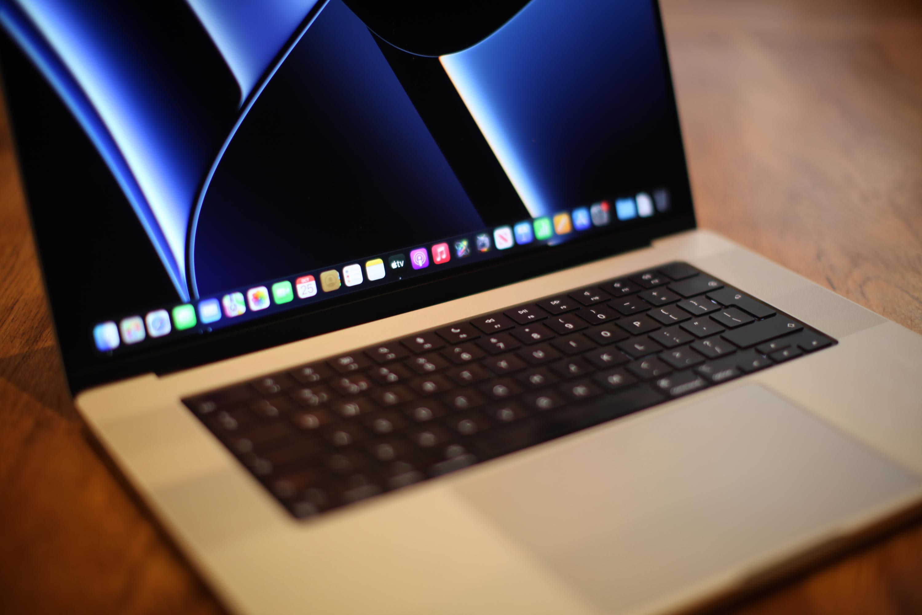 apple 16 inch macbook pro 19