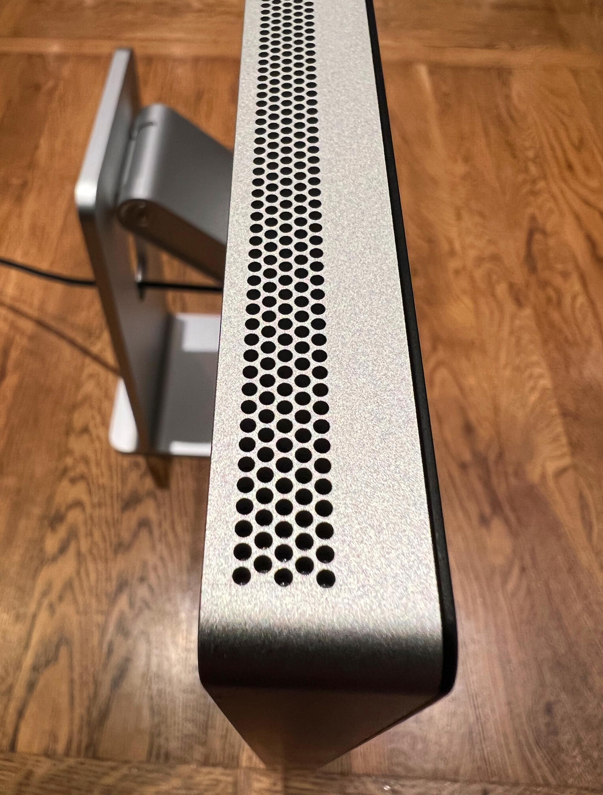 mac studio display17
